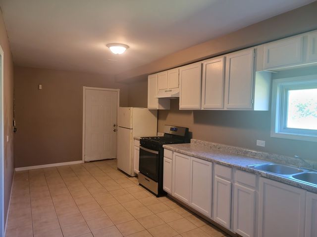 14802 Cooper Avenue, Harvey, IL 60426