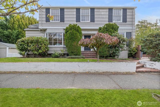 2926 W Blaine Street, Seattle, WA 98199