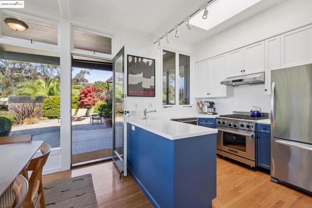 830 Alvarado Rd, Berkeley, CA 94705