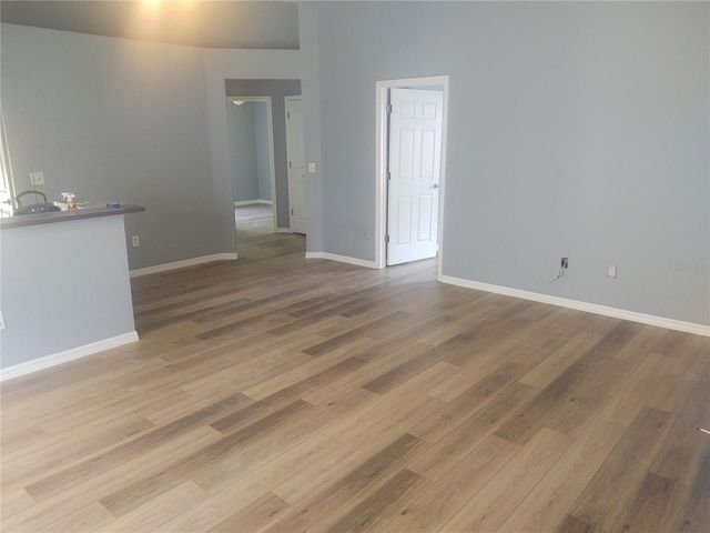 5707 TANAGERLAKE ROAD, Lithia, FL 33547