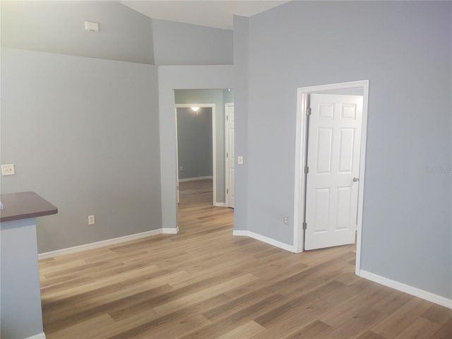 5707 TANAGERLAKE ROAD, Lithia, FL 33547