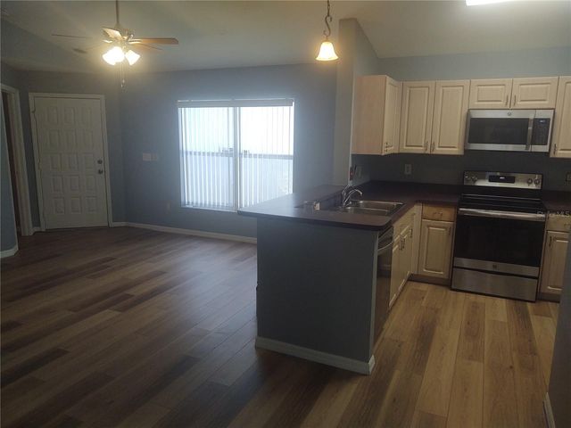 5707 TANAGERLAKE ROAD, Lithia, FL 33547