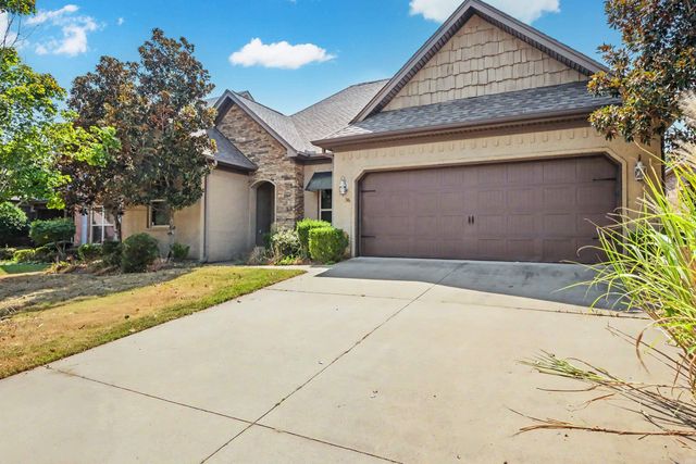 36 Kanis Creek Place, Little Rock, AR 72223