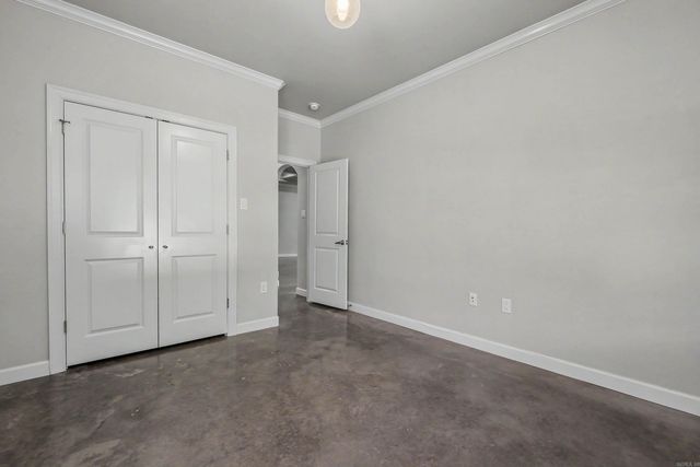 36 Kanis Creek Place, Little Rock, AR 72223