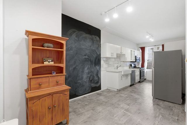 1404 E 56th Street 1, Chicago, IL 60637