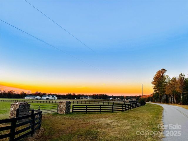 1663 Mayhugh Road, Chester, SC 29706