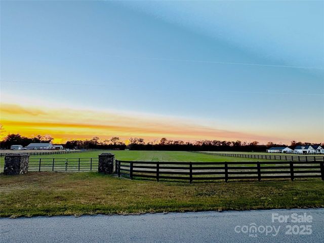 1663 Mayhugh Road, Chester, SC 29706