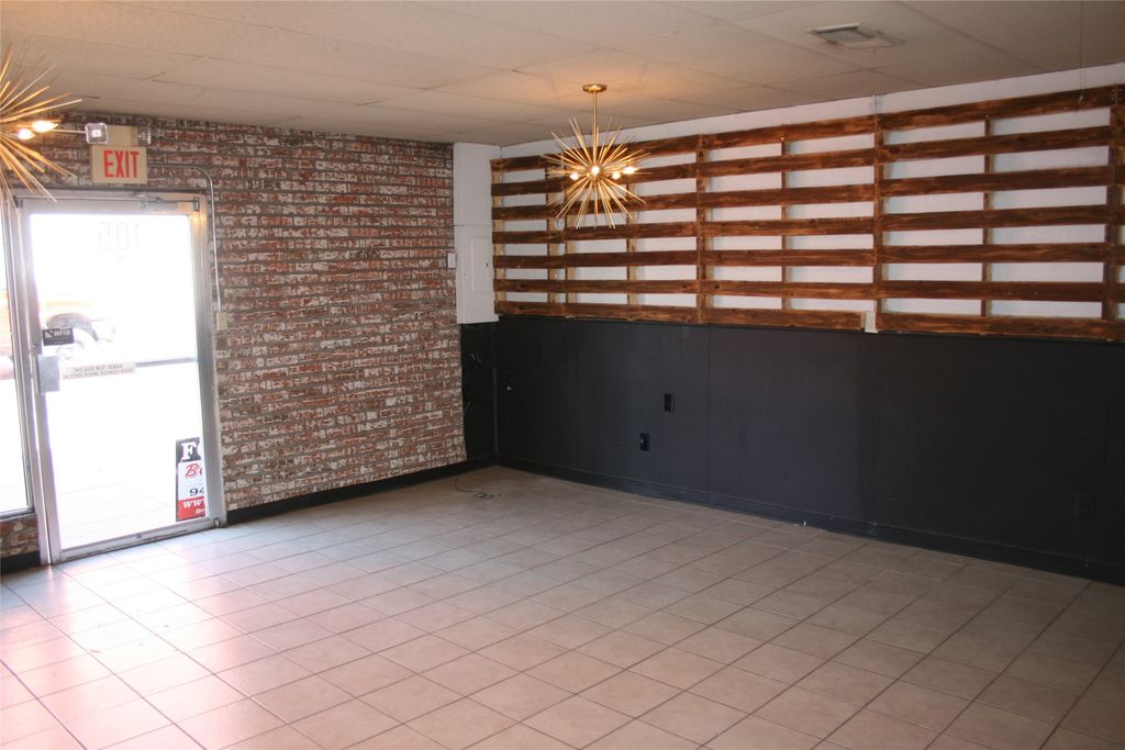 10507 SW 1st Street, Mineral Wells, TX 76067