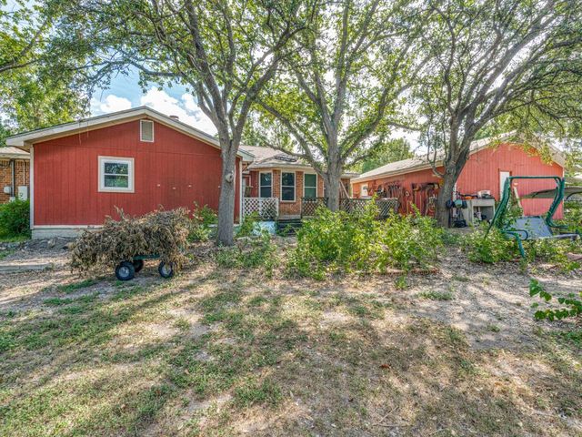1035 Palomino RD, Kyle, TX 78640