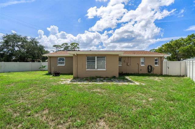 5253 FOREST HILLS DRIVE, Holiday, FL 34690