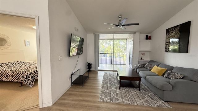 8800 LATREC AVENUE 9305, Orlando, FL 32819