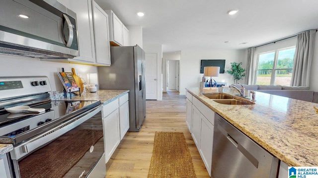 3842 HERITAGE CREST DRIVE, Bessemer, AL 35023