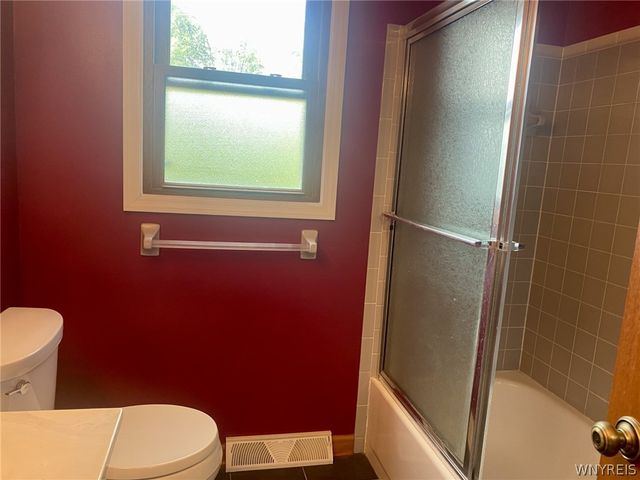 4293 Twilight Lane, Hamburg, NY 14075