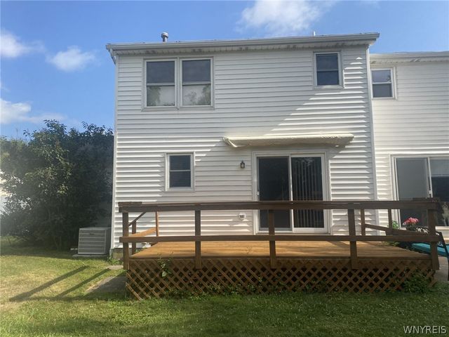 4293 Twilight Lane, Hamburg, NY 14075