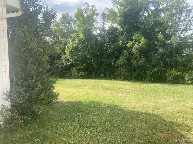 4293 Twilight Lane, Hamburg, NY 14075