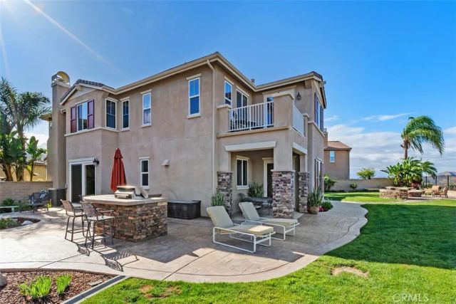22512 Amber Eve Drive, Corona, CA 92883