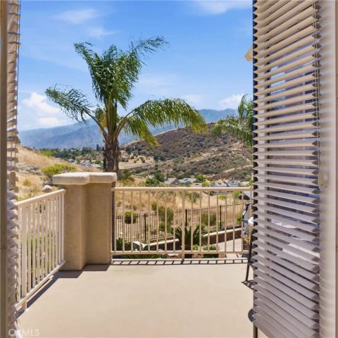 22512 Amber Eve Drive, Corona, CA 92883