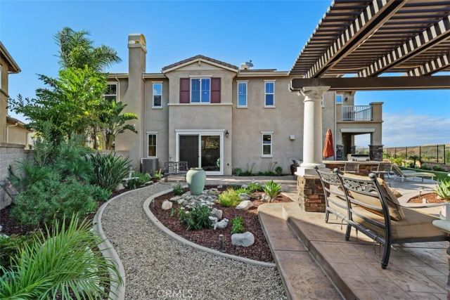 22512 Amber Eve Drive, Corona, CA 92883