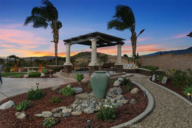 22512 Amber Eve Drive, Corona, CA 92883