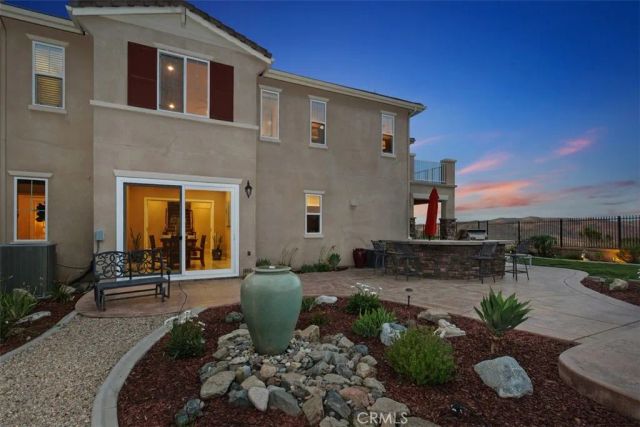 22512 Amber Eve Drive, Corona, CA 92883