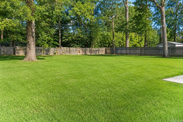1324 Mockingbird, White Hall, AR 71602