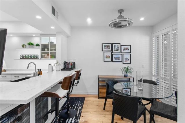 17711 Margate 313, Encino, CA 91316