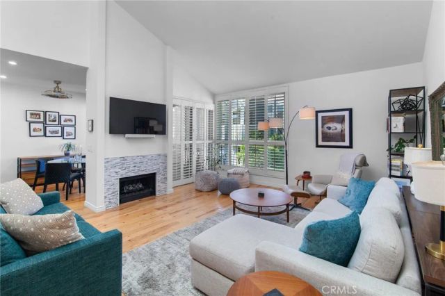 17711 Margate 313, Encino, CA 91316