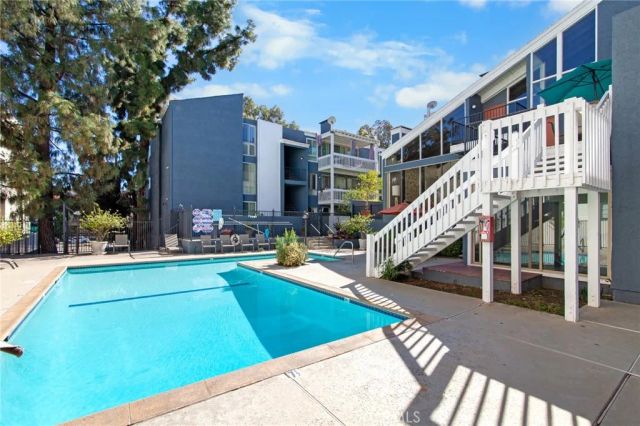 17711 Margate 313, Encino, CA 91316