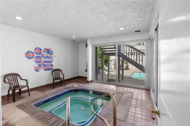 17711 Margate 313, Encino, CA 91316