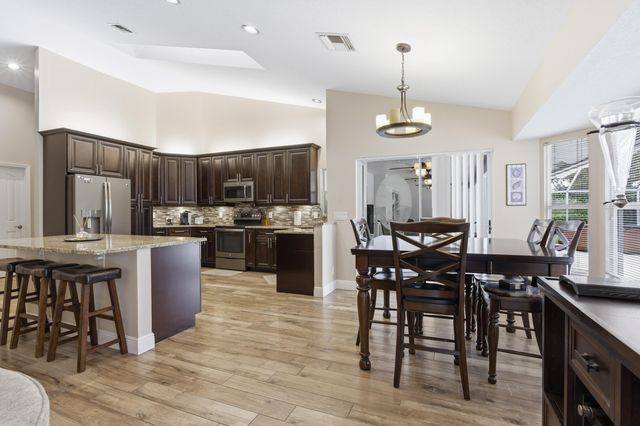 7496 155th Place N, Palm Beach Gardens, FL 33418