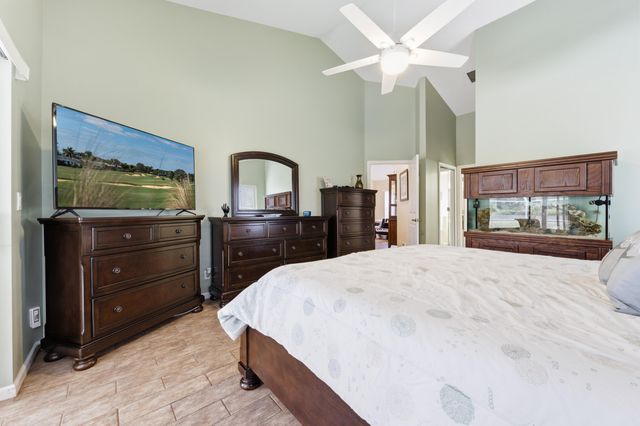 7496 155th Place N, Palm Beach Gardens, FL 33418