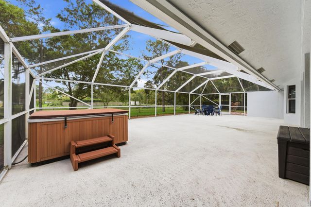 7496 155th Place N, Palm Beach Gardens, FL 33418