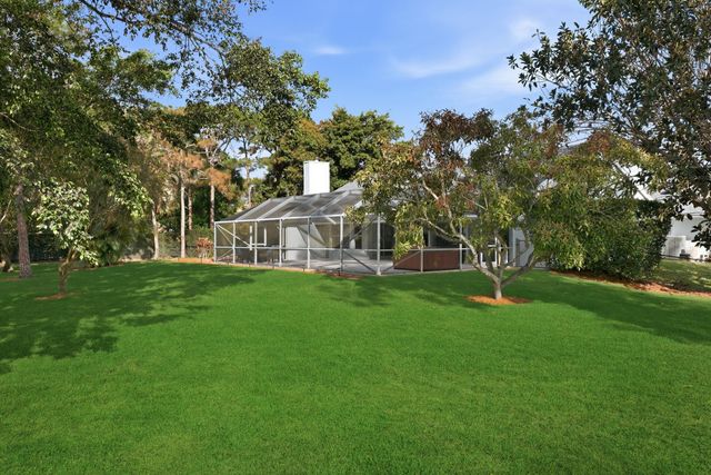 7496 155th Place N, Palm Beach Gardens, FL 33418