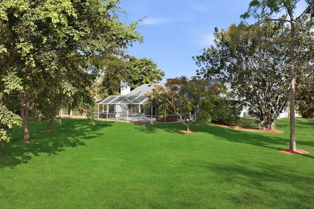 7496 155th Place N, Palm Beach Gardens, FL 33418