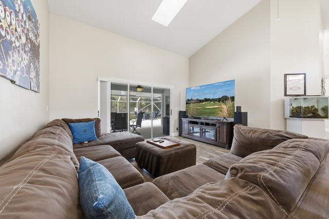 7496 155th Place N, Palm Beach Gardens, FL 33418