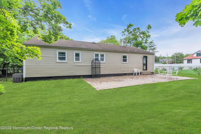224 Cedar Street, Oakhurst, NJ 07755