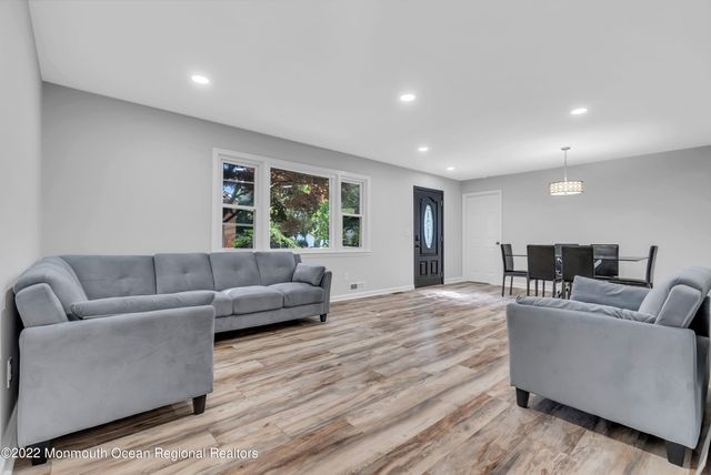 224 Cedar Street, Oakhurst, NJ 07755