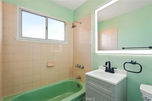 16514 Index, Granada Hills, CA 91344