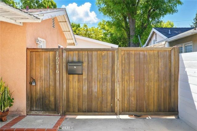 16514 Index, Granada Hills, CA 91344