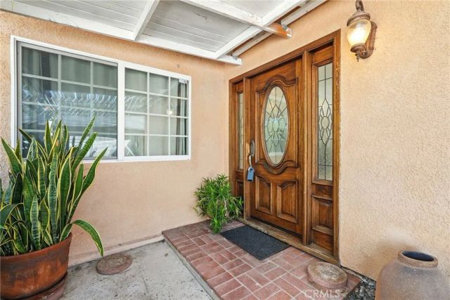 16514 Index, Granada Hills, CA 91344