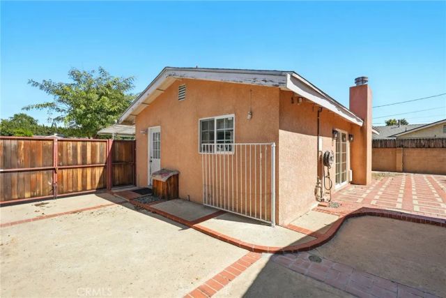 16514 Index, Granada Hills, CA 91344