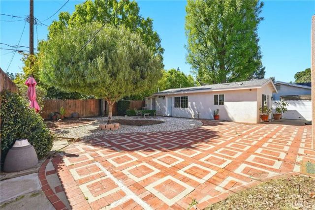 16514 Index, Granada Hills, CA 91344