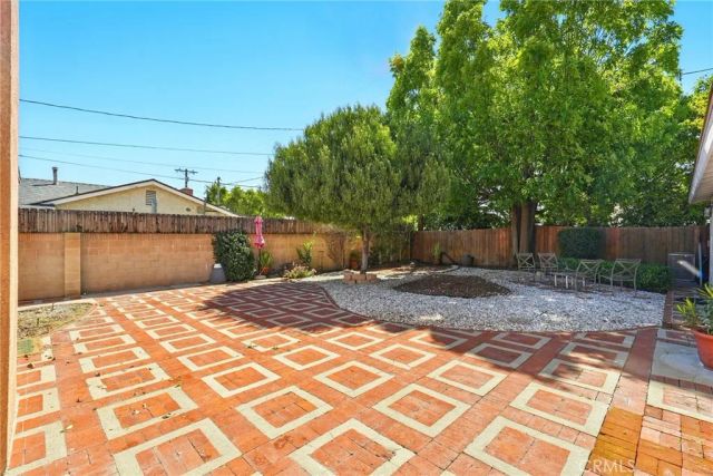 16514 Index, Granada Hills, CA 91344