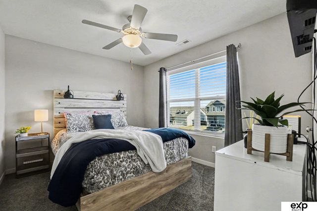 10316 N 152 Avenue, Bennington, NE 68022