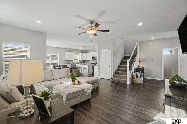 10316 N 152 Avenue, Bennington, NE 68022