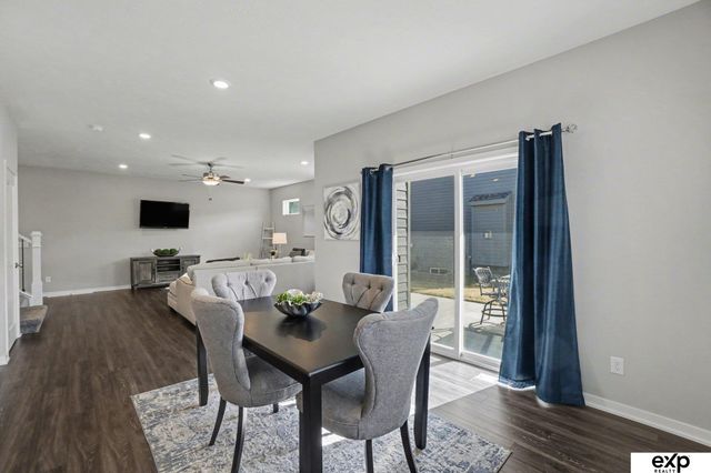 10316 N 152 Avenue, Bennington, NE 68022