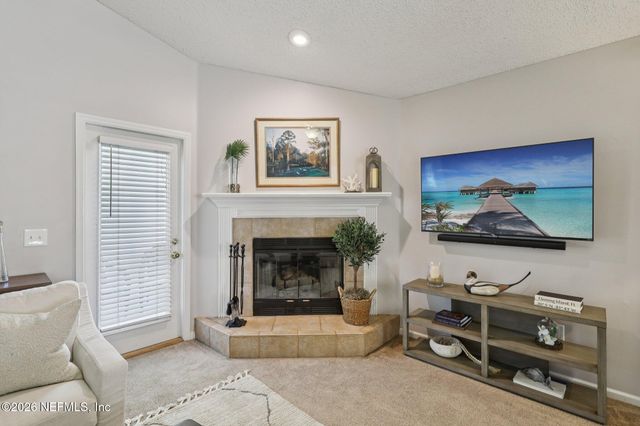 1907 HUNTERS TRACE Circle, Middleburg, FL 32068