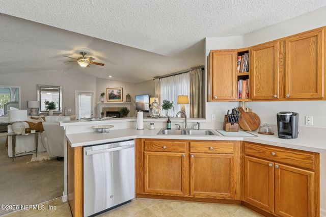 1907 HUNTERS TRACE Circle, Middleburg, FL 32068