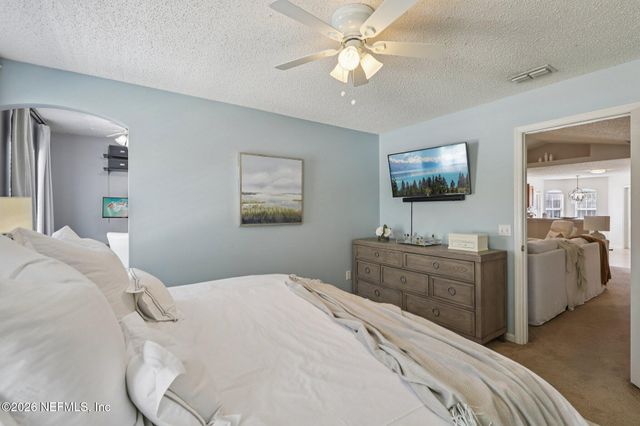 1907 HUNTERS TRACE Circle, Middleburg, FL 32068