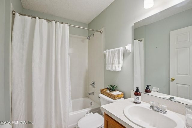 1907 HUNTERS TRACE Circle, Middleburg, FL 32068